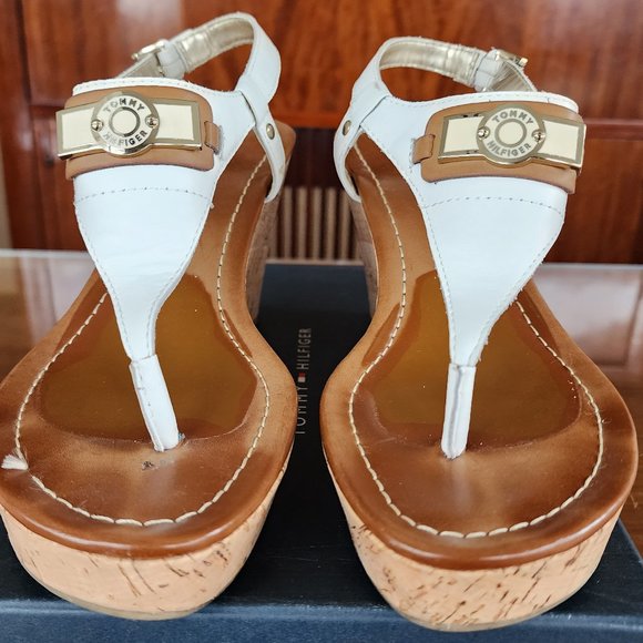 Sandal platform - Picture 1 of 4